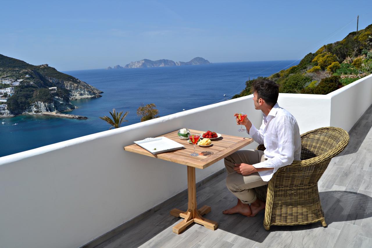 Maridea Casa Vacanza- Le Alcove Sul Mare Suites ปอนซา ภายนอก รูปภาพ