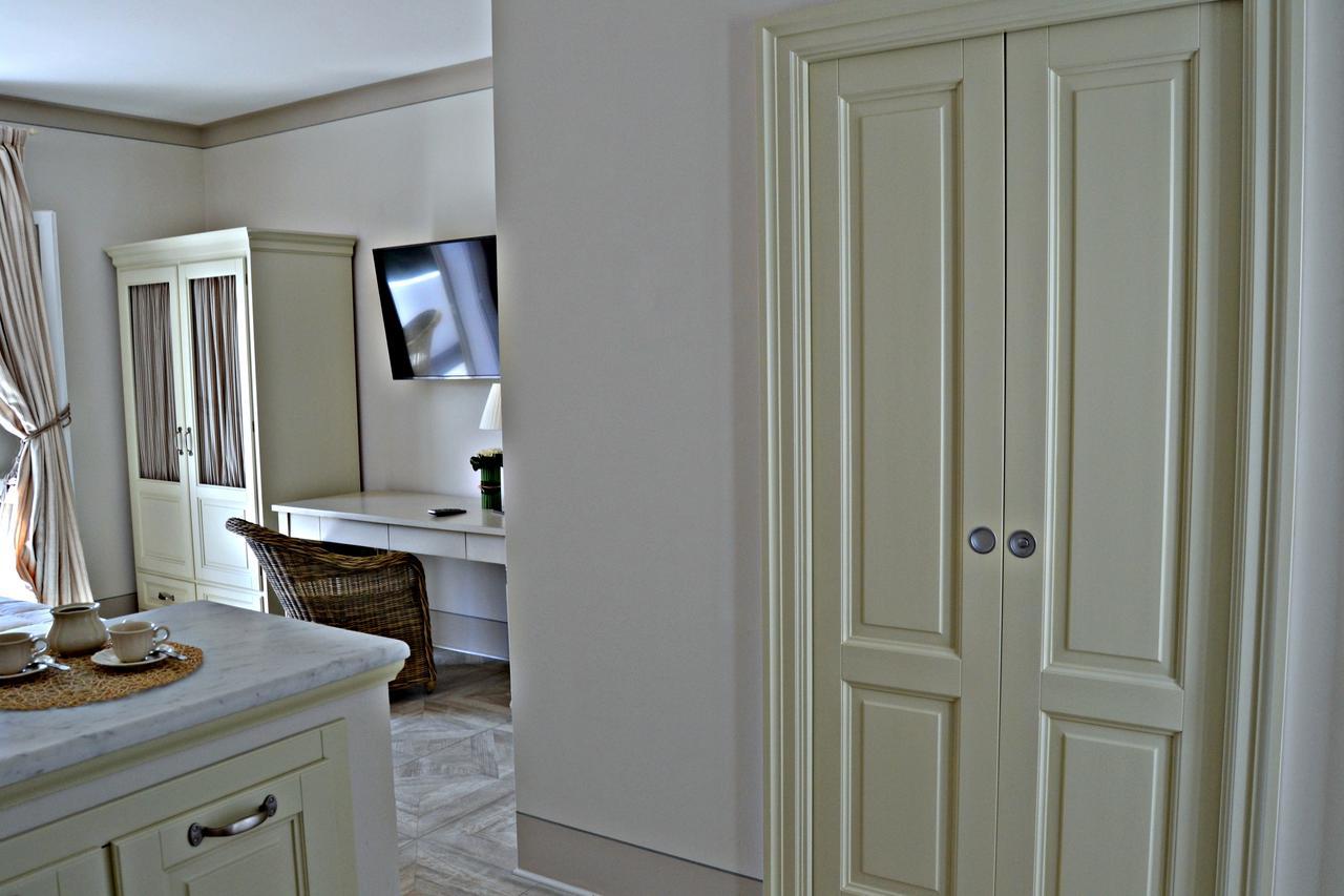 Maridea Casa Vacanza- Le Alcove Sul Mare Suites ปอนซา ภายนอก รูปภาพ