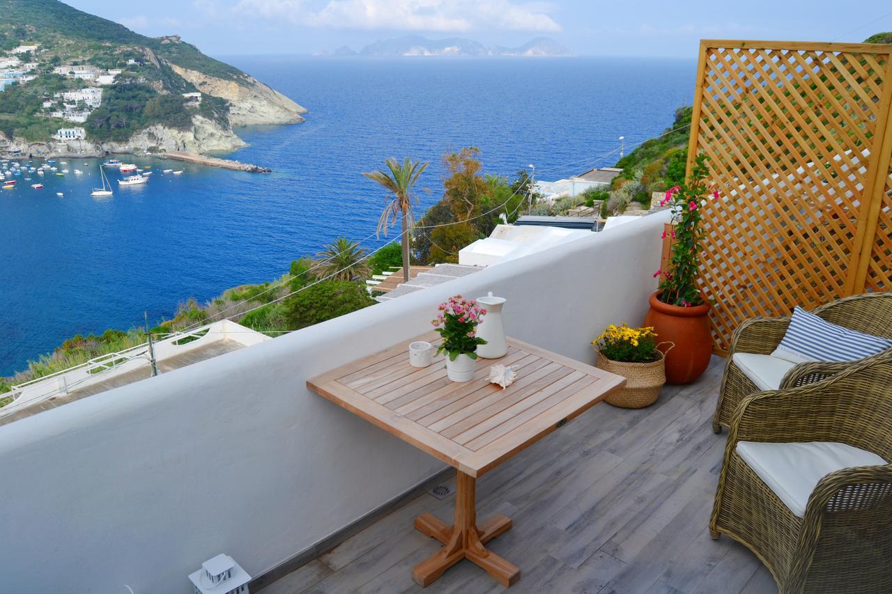 Maridea Casa Vacanza- Le Alcove Sul Mare Suites ปอนซา ภายนอก รูปภาพ