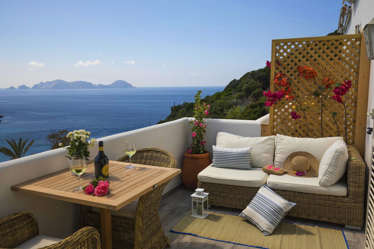 Maridea Casa Vacanza- Le Alcove Sul Mare Suites ปอนซา ภายนอก รูปภาพ
