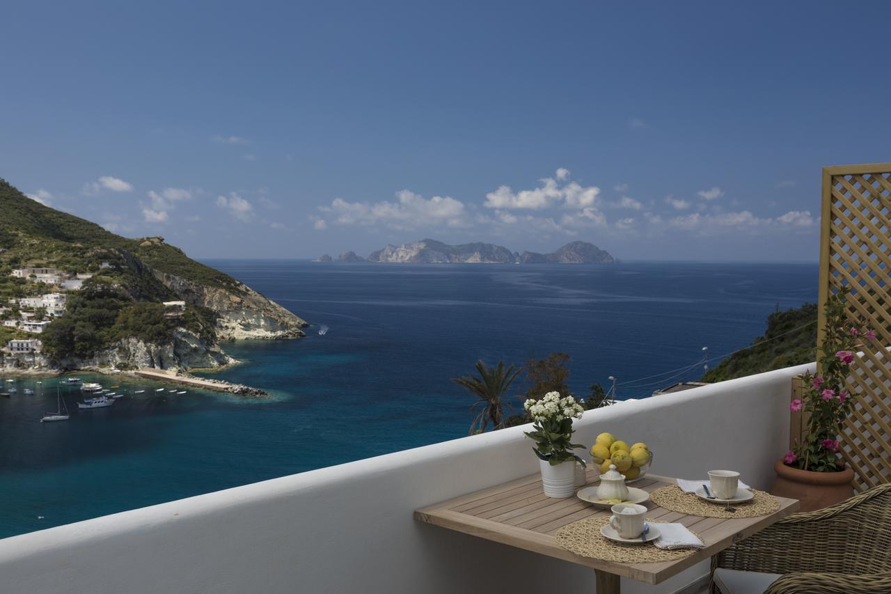 Maridea Casa Vacanza- Le Alcove Sul Mare Suites ปอนซา ภายนอก รูปภาพ