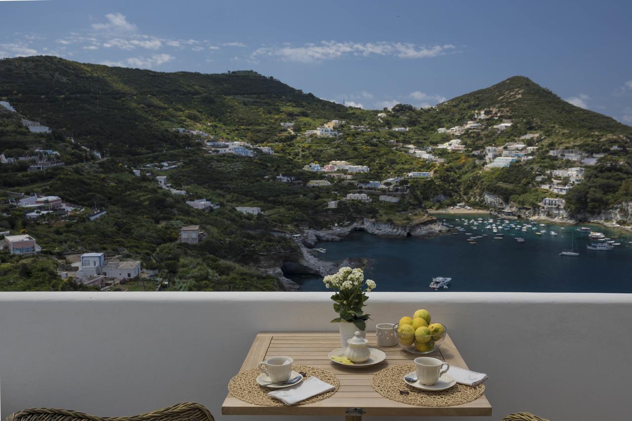 Maridea Casa Vacanza- Le Alcove Sul Mare Suites ปอนซา ภายนอก รูปภาพ