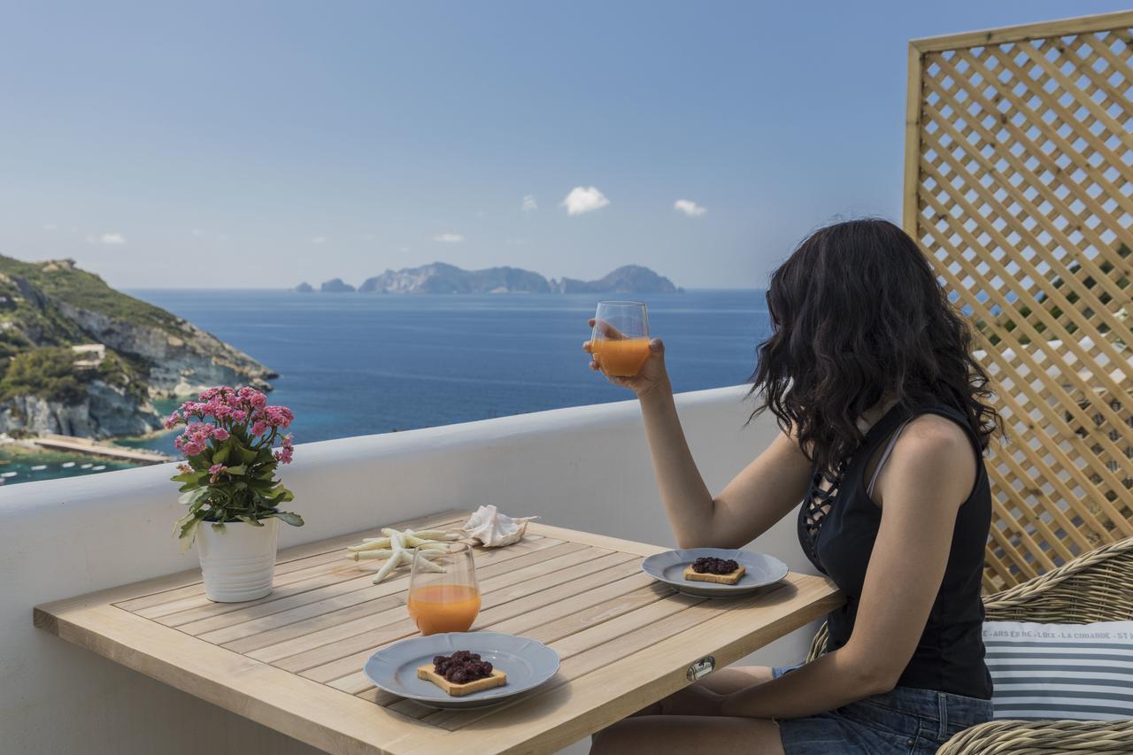 Maridea Casa Vacanza- Le Alcove Sul Mare Suites ปอนซา ภายนอก รูปภาพ
