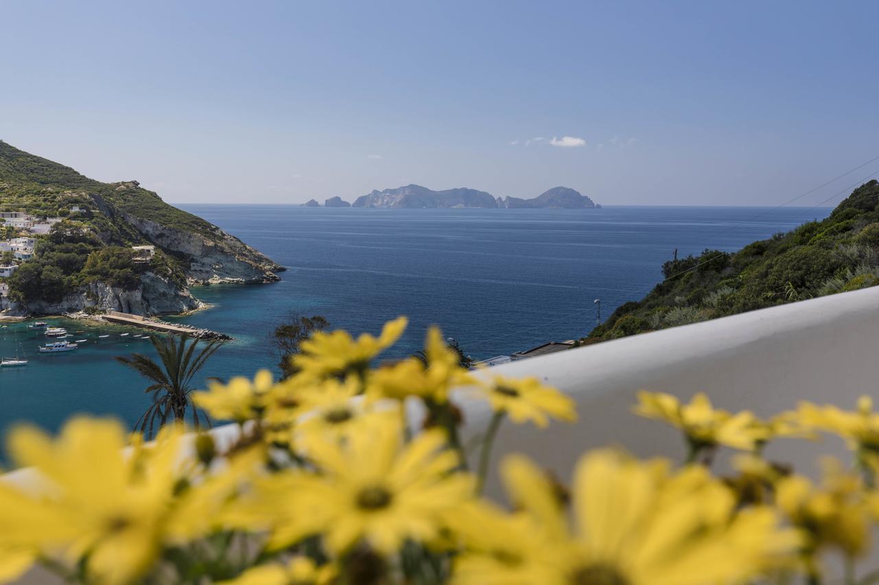 Maridea Casa Vacanza- Le Alcove Sul Mare Suites ปอนซา ภายนอก รูปภาพ