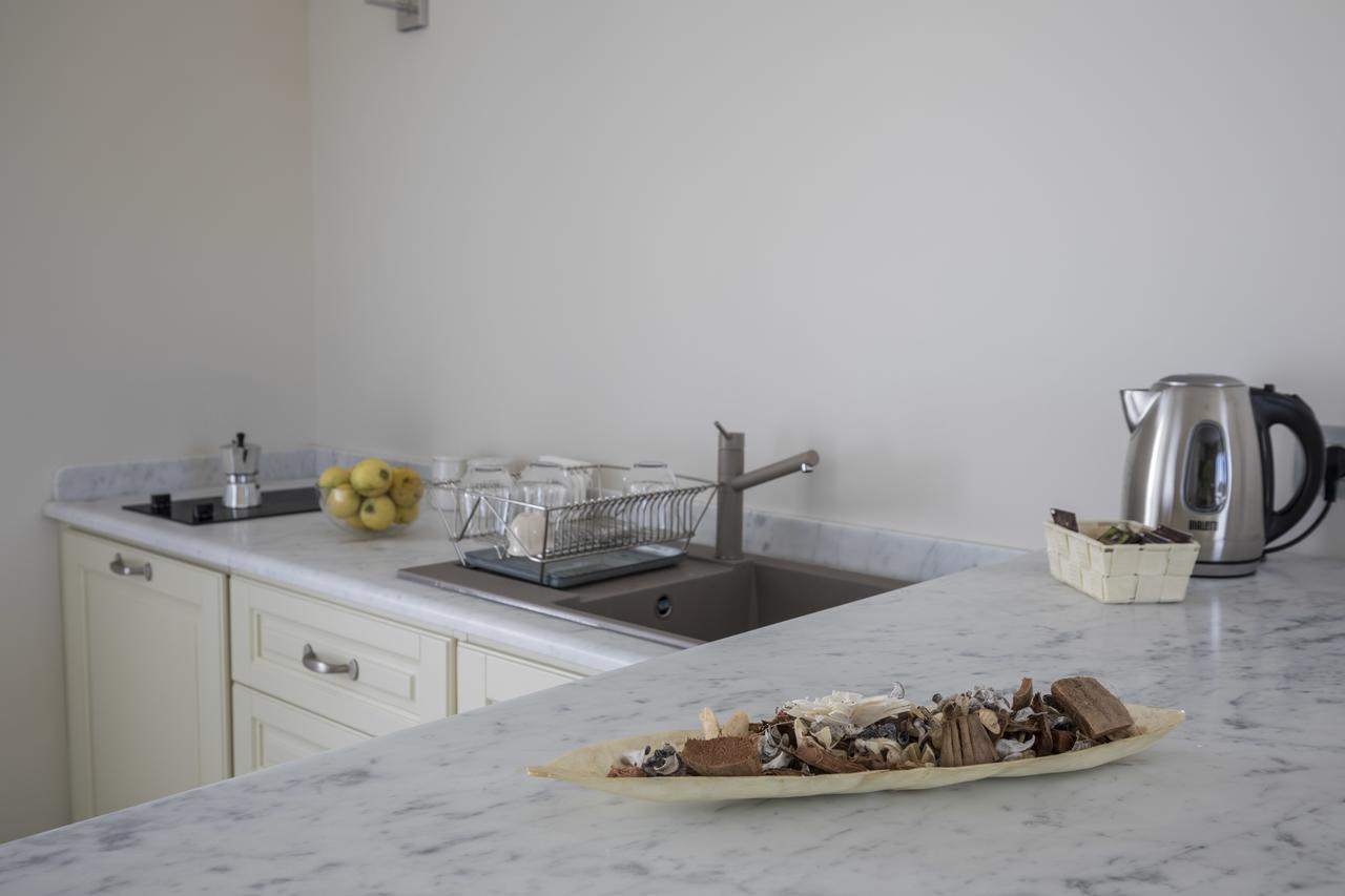 Maridea Casa Vacanza- Le Alcove Sul Mare Suites ปอนซา ภายนอก รูปภาพ