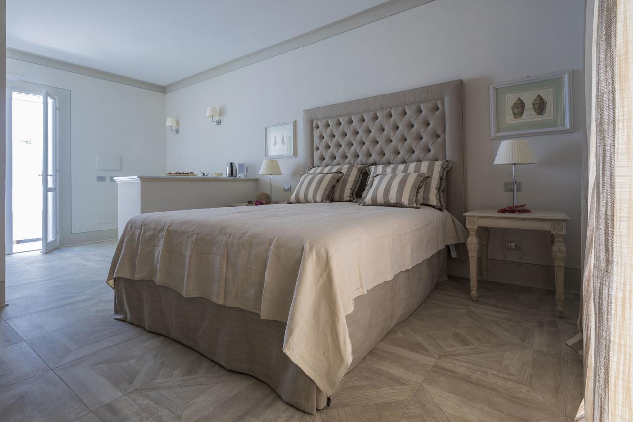 Maridea Casa Vacanza- Le Alcove Sul Mare Suites ปอนซา ภายนอก รูปภาพ